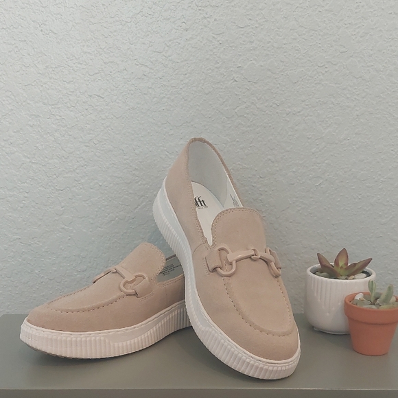 Sofft Shoes - Womens Leather Sofft Slip On Shoes 9.5